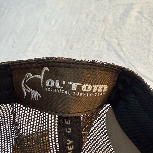 NWT Drake Camo Mesh Back Turkey Hunting Ol' Tom Logo Cap - Picture 6 of 7
